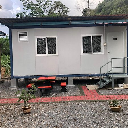 Guest House Gua Kelam Kaki Bukit Exterior foto
